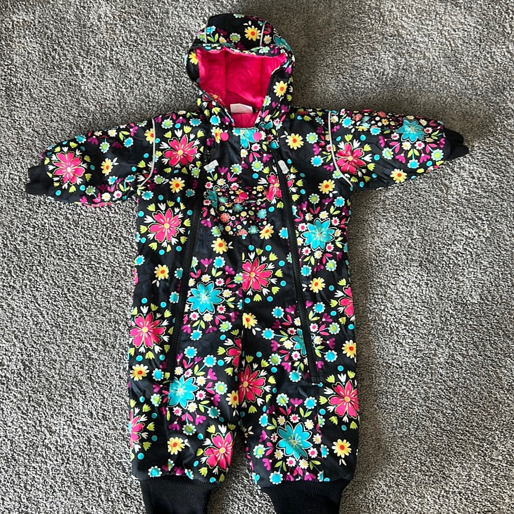 Hannah Anderson snowsuit size 80